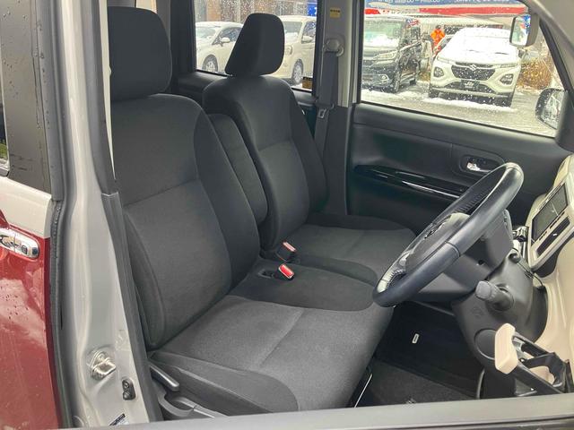 ムーヴキャンバス Ｘ　ブラックリミテッド　ＳＡＩＩＩ　ＥＴＣ　全周囲カメラ　両側電動スライドドア　ナビ　ＴＶ　衝突被害軽減システム　オートマチックハイビーム　オートライト　スマートキー　アイドリングストップ　電動格納ミラー（32枚目）