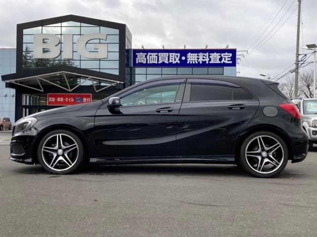 A180ブルーEFスポーツナイトパッケージ 純正 7インチ メモリーナビ/サンルーフ/シート フルレザー/パーキングアシスト バックガイド/パーキングアシスト 自動操舵/ヘッドランプ HID/Bluetooth接続/ETC 革シート DVD再生(2枚目)