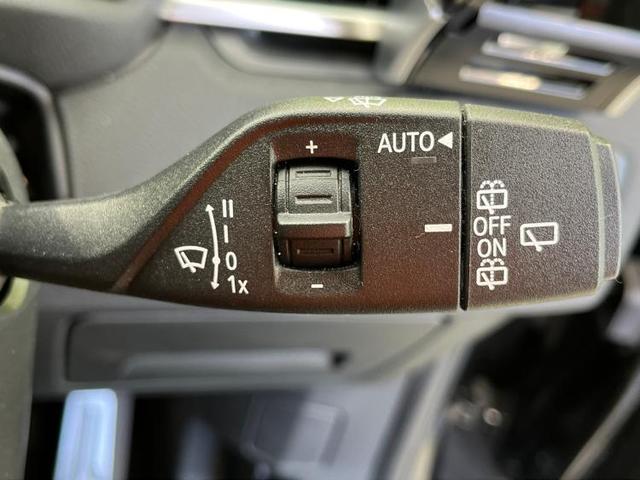 4WD xDrive18d xライン 純正 メモリーナビ/衝突安全装置/車線逸脱防止支援システム/シート ハーフレザー/パーキングアシスト バックガイド/パーキングアシスト 自動操舵/ヘッドランプ LED/ETC 衝突被害軽減システム(16枚目)