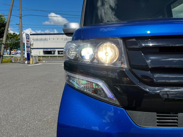SSパッケージ 電動スライドドア/シートヒーター 前席/ヘッドランプ HID/ETC/EBD付ABS/横滑り防止装置/アルミホイール 社外 14インチ/パワーウインドウ/エンジンスタートボタン/スマートキー(9枚目)