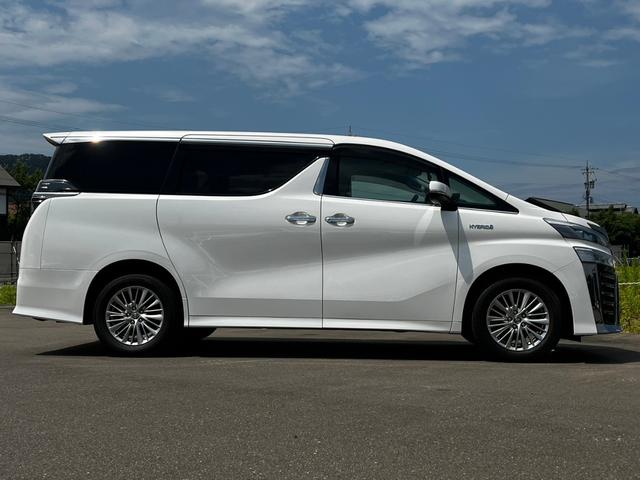 4WDハイブリッドZ 純正 11インチ メモリーナビ/トヨタセーフティセンス/両側電動スライドドア/車線逸脱防止支援システム/ドライブレコーダー 前後/ヘッドランプ LED/Bluetooth接続/ETC バックカメラ(3枚目)