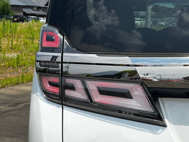 4WDハイブリッドZ 純正 11インチ メモリーナビ/トヨタセーフティセンス/両側電動スライドドア/車線逸脱防止支援システム/ドライブレコーダー 前後/ヘッドランプ LED/Bluetooth接続/ETC バックカメラ(10枚目)
