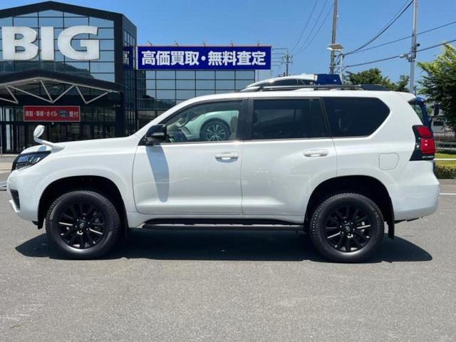 4WD TX Lパッケージマットブラックエディション サンルーフ/トヨタセーフティセンス/シートエアコン/シート フルレザー/登録済未使用車/ヘッドランプ LED/EBD付ABS/クルーズコントロール/バックモニター/ルーフレール/エアバッグ 運転席(2枚目)