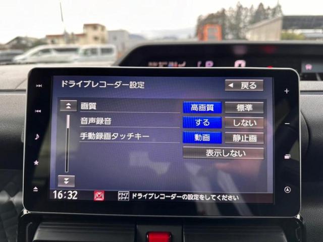 タント ４ＷＤカスタムＲＳスタイルセレクション　保証書／純正　９インチ　ＳＤナビ／スマートアシスト（トヨタ・ダイハツ）／両側電動スライドドア／シートヒーター　前席／全方位モニター／車線逸脱防止支援システム／シート　ハーフレザー　ターボ　全周囲カメラ（11枚目）