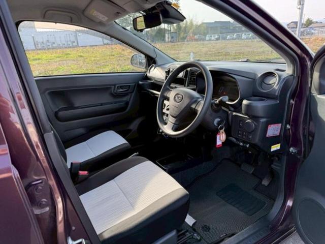 ミライース Ｌ　ＳＡ３　新品タイヤ／保証書／スマートアシスト（トヨタ・ダイハツ）／車線逸脱防止支援システム／パーキングアシスト　バックガイド／ドライブレコーダー　社外／ＥＴＣ／ＥＢＤ付ＡＢＳ／横滑り防止装置　ドラレコ（5枚目）