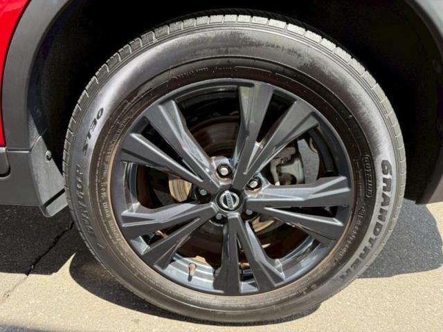 エクストレイル ４ＷＤ２０Ｘｉ　Ｖセレクション　保証書／純正　９インチ　ＳＤナビ／インテリジェントルームミラー／衝突安全装置／シートヒーター／全方位モニター／車線逸脱防止支援システム／シート　合皮／パーキングアシスト　バックガイド　全周囲カメラ（50枚目）