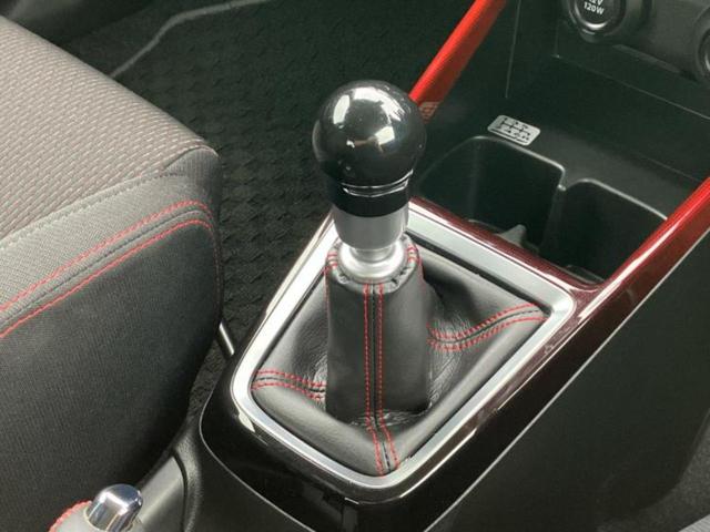 スイフトスポーツ スポーツ　新品タイヤ／保証書／純正　８インチ　ＳＤナビ／シートヒーター／ヘッドランプ　ＨＩＤ／ＥＴＣ／ＥＢＤ付ＡＢＳ／横滑り防止装置／ワンセグＴＶ／エアバッグ　運転席／エアバッグ　助手席　ワンオーナー　記録簿（28枚目）