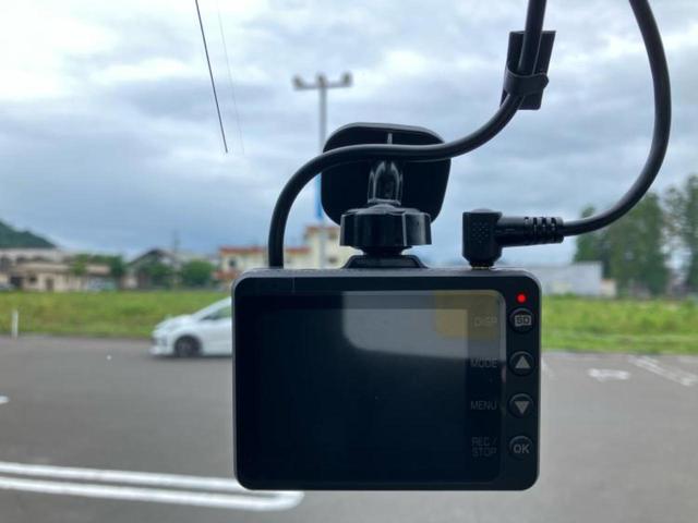 デリカミニ ４ＷＤ　Ｔプレミアム　保証書／社外　９インチ　メモリーナビ／デジタルルームミラー／イーアシスト（ミツビシ）／ハンズフリー両側電動スライドドア／シートヒーター　前席／マルチアラウンドモニター／車線逸脱防止支援システム　ターボ（39枚目）