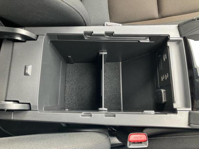 ＭＡＺＤＡ３ファストバック ２０Ｓプロアクティブツーリングセレクション　保証書／純正　８．８インチ　メモリーナビ／後席モニター　社外　１１．６インチｘ２／衝突安全装置／シートヒーター　前席／３６０°ビューモニター／車線逸脱防止支援システム　衝突被害軽減システム　電動シート（26枚目）