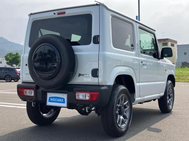 ジムニー ４ＷＤ　ＸＣ　保証書／セーフティサポート（スズキ）／シートヒーター　前席／車線逸脱防止支援システム／ヘッドランプ　ＬＥＤ／ＡＢＳ／横滑り防止装置／アイドリングストップ／クルーズコントロール／禁煙車　ワンオーナー（3枚目）