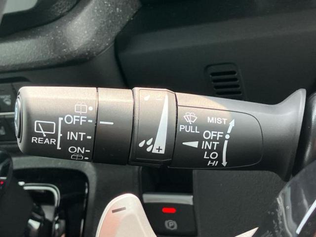 Ｎ－ＢＯＸカスタム ４ＷＤターボ　保証書／純正　９インチ　ＳＤナビ／フリップダウンモニター　純正　１２．８インチ／ホンダセンシング／両側電動スライドドア／シートヒーター／マルチビューカメラシステム／車線逸脱防止支援システム　ターボ（18枚目）