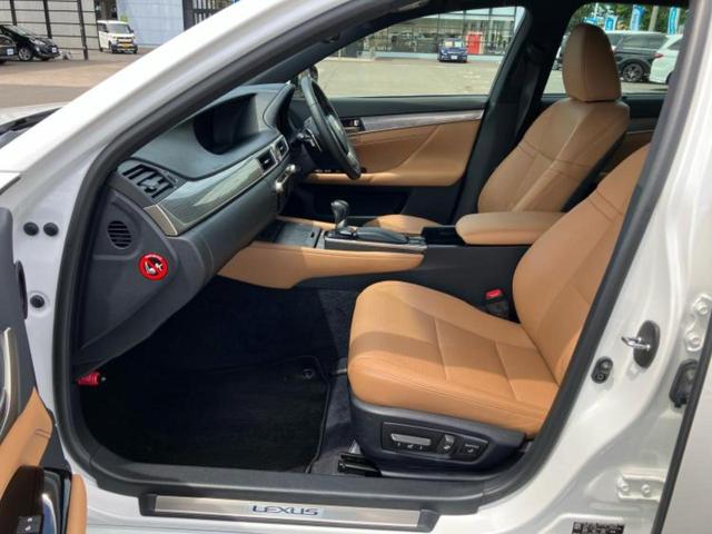 ＧＳ ＧＳ３５０Ｆスポーツ　純正　１２．３インチ　メモリーナビ／エアーシート　前席／シート　フルレザー／パーキングアシスト　バックガイド／ヘッドランプ　ＬＥＤ／Ｂｌｕｅｔｏｏｔｈ接続／ＥＴＣ／ＥＢＤ付ＡＢＳ　革シート　電動シート（7枚目）
