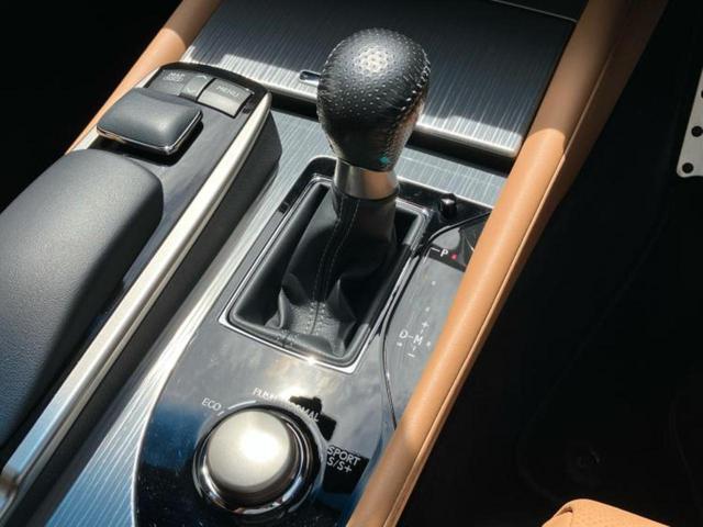 ＧＳ ＧＳ３５０Ｆスポーツ　純正　１２．３インチ　メモリーナビ／エアーシート　前席／シート　フルレザー／パーキングアシスト　バックガイド／ヘッドランプ　ＬＥＤ／Ｂｌｕｅｔｏｏｔｈ接続／ＥＴＣ／ＥＢＤ付ＡＢＳ　革シート　電動シート（18枚目）
