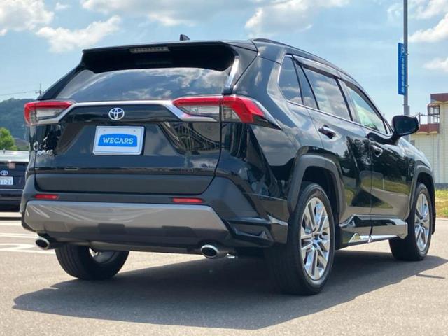 ＲＡＶ４ ４ＷＤ　Ｇ　新品タイヤ／保証書／社外　９インチ　ＳＤナビ／トヨタセーフティセンス／シートヒーター　前席／車線逸脱防止支援システム／シート　合皮／パーキングアシスト　バックガイド／電動バックドア　ＬＥＤヘッドランプ（3枚目）