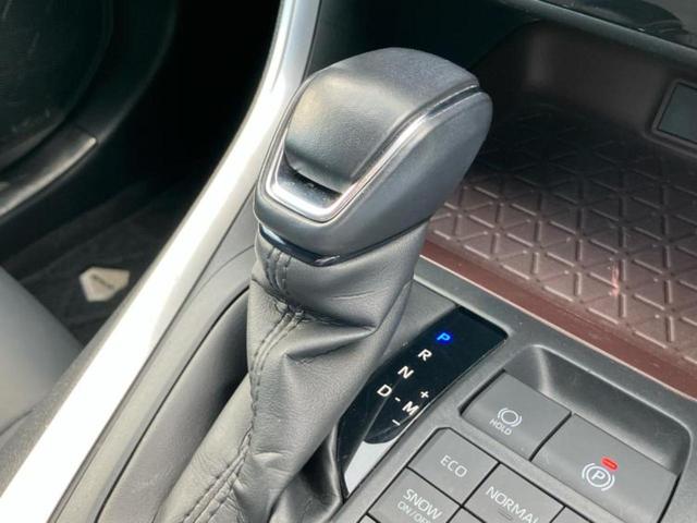 ＲＡＶ４ ４ＷＤ　Ｇ　新品タイヤ／保証書／社外　９インチ　ＳＤナビ／トヨタセーフティセンス／シートヒーター　前席／車線逸脱防止支援システム／シート　合皮／パーキングアシスト　バックガイド／電動バックドア　ＬＥＤヘッドランプ（17枚目）