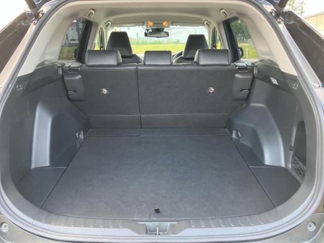 ＲＡＶ４ ４ＷＤ　Ｇ　新品タイヤ／保証書／社外　９インチ　ＳＤナビ／トヨタセーフティセンス／シートヒーター　前席／車線逸脱防止支援システム／シート　合皮／パーキングアシスト　バックガイド／電動バックドア　ＬＥＤヘッドランプ（19枚目）