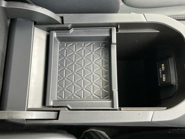 ＲＡＶ４ ４ＷＤ　Ｇ　新品タイヤ／保証書／社外　９インチ　ＳＤナビ／トヨタセーフティセンス／シートヒーター　前席／車線逸脱防止支援システム／シート　合皮／パーキングアシスト　バックガイド／電動バックドア　ＬＥＤヘッドランプ（31枚目）