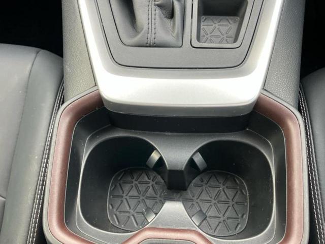 ＲＡＶ４ ４ＷＤ　Ｇ　新品タイヤ／保証書／社外　９インチ　ＳＤナビ／トヨタセーフティセンス／シートヒーター　前席／車線逸脱防止支援システム／シート　合皮／パーキングアシスト　バックガイド／電動バックドア　ＬＥＤヘッドランプ（37枚目）