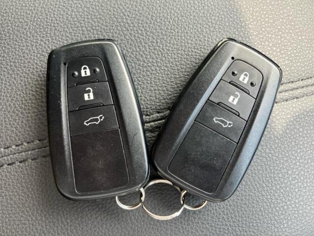 ＲＡＶ４ ４ＷＤ　Ｇ　新品タイヤ／保証書／社外　９インチ　ＳＤナビ／トヨタセーフティセンス／シートヒーター　前席／車線逸脱防止支援システム／シート　合皮／パーキングアシスト　バックガイド／電動バックドア　ＬＥＤヘッドランプ（44枚目）