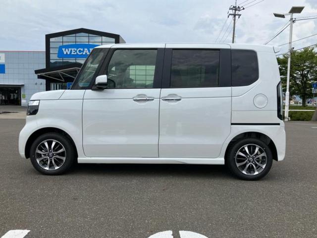 Ｎ－ＢＯＸカスタム ターボ　保証書／ホンダセンシング／電動スライドドア／シートヒーター　前席／車線逸脱防止支援システム／届出済未使用車／ヘッドランプ　ＬＥＤ／ＥＢＤ付ＡＢＳ／横滑り防止装置／アイドリングストップ　バックカメラ（2枚目）