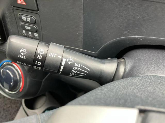 アクア Ｓ　社外　ＳＤナビ／Ｂｌｕｅｔｏｏｔｈ接続／ＥＴＣ／ＥＢＤ付ＡＢＳ／横滑り防止装置／フルセグＴＶ／禁煙車／エアバッグ　運転席／エアバッグ　助手席／パワーウインドウ／エンジンスタートボタン／スマートキー（17枚目）