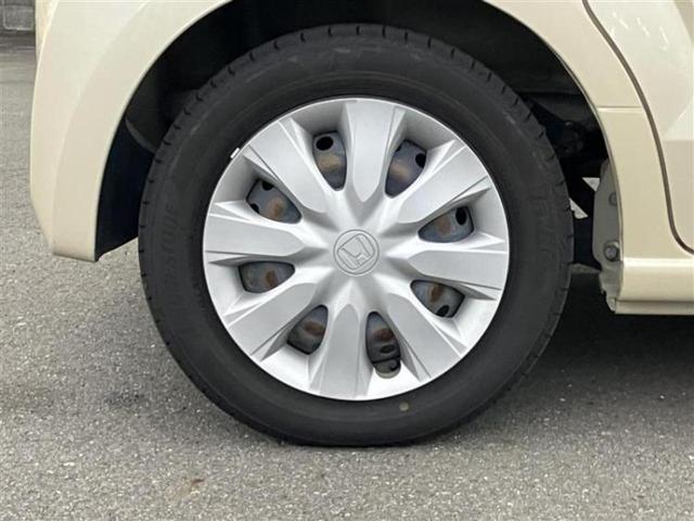 N-BOX G・Lパッケージ 新品タイヤ/保証書/純正 SDナビ/両側電動スライドドア/パーキングアシスト バックガイド/ヘッドランプ HID/Bluetooth接続/ETC/EBD付ABS/横滑り防止装置 バックカメラ 記録簿(18枚目)