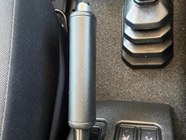 ジムニー 4WD XC 新品タイヤ/保証書/純正 SDナビ/セーフティサポート(スズキ)/シートヒーター/車線逸脱防止支援システム/ドライブレコーダー 社外/ヘッドランプ LED/Bluetooth接続/EBD付ABS(31枚目)