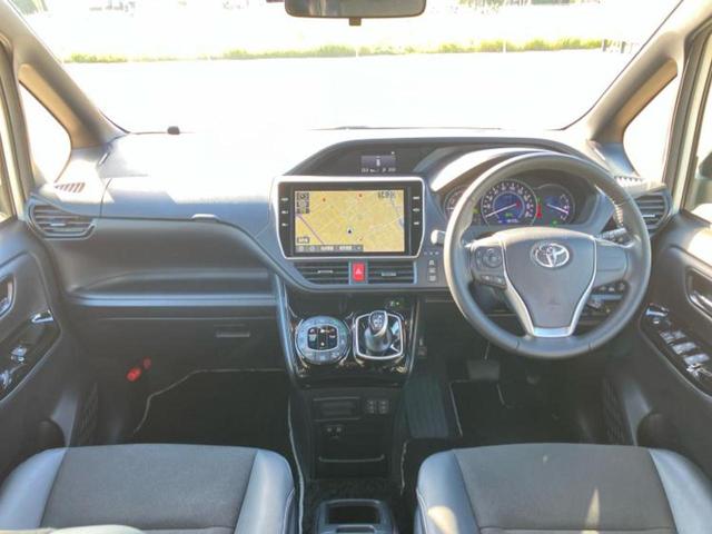 ノア ハイブリッドSiダブルバイビー 新品タイヤ/保証書/純正 10インチ メモリーナビ/フリップダウンモニター 純正 12.1インチ/トヨタセーフティセンス/両側電動スライドドア/シートヒーター 前席/車線逸脱防止支援システム 禁煙車(4枚目)