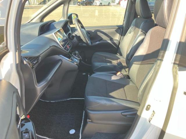 ノア ハイブリッドSiダブルバイビー 新品タイヤ/保証書/純正 10インチ メモリーナビ/フリップダウンモニター 純正 12.1インチ/トヨタセーフティセンス/両側電動スライドドア/シートヒーター 前席/車線逸脱防止支援システム 禁煙車(8枚目)