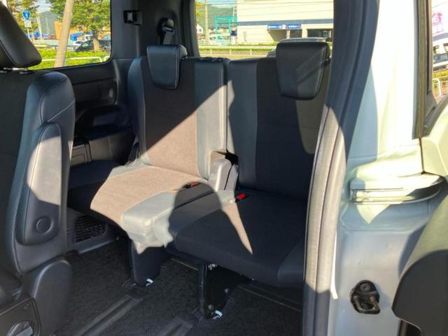 ノア ハイブリッドSiダブルバイビー 新品タイヤ/保証書/純正 10インチ メモリーナビ/フリップダウンモニター 純正 12.1インチ/トヨタセーフティセンス/両側電動スライドドア/シートヒーター 前席/車線逸脱防止支援システム 禁煙車(20枚目)