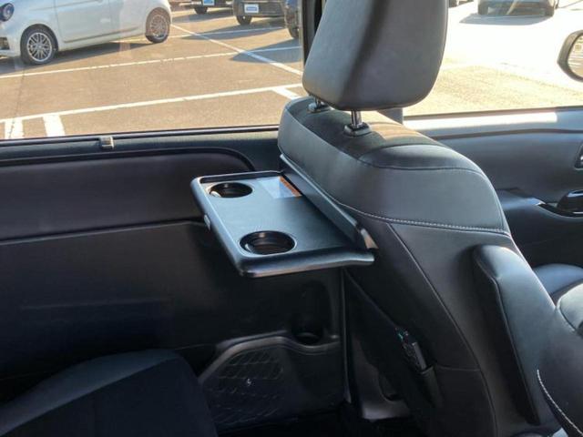 ノア ハイブリッドSiダブルバイビー 新品タイヤ/保証書/純正 10インチ メモリーナビ/フリップダウンモニター 純正 12.1インチ/トヨタセーフティセンス/両側電動スライドドア/シートヒーター 前席/車線逸脱防止支援システム 禁煙車(48枚目)