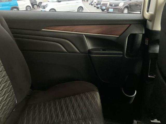 デリカＤ：５ ４ＷＤ　Ｇパワーパッケージ　純正　１０インチ　ＳＤナビ／フリップダウンモニター　純正　１１．５インチ／イーアシスト（ミツビシ）／両側電動スライドドア／シートヒーター　前席／マルチアラウンドモニター／車線逸脱防止支援システム（25枚目）