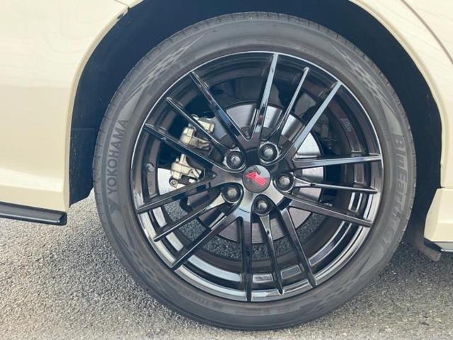 レヴォーグ 4WD STIスポーツEX 新品タイヤ/純正エアロ/保証書/純正 SDナビ/衝突安全装置/シートヒーター/全方位モニター/車線逸脱防止支援システム/シート フルレザー/電動バックドア/ヘッドランプ LED/ETC 革シート(18枚目)
