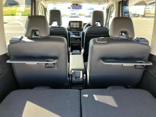 セレナ ｅパワーハイウェイスターＶ　新品タイヤ／保証書／純正　９インチ　メモリーナビ／インテリジェントルームミラー／エマージェンシーブレーキ／両側電動スライドドア／アラウンドビューモニター／車線逸脱防止支援システム／プロパイロット（49枚目）