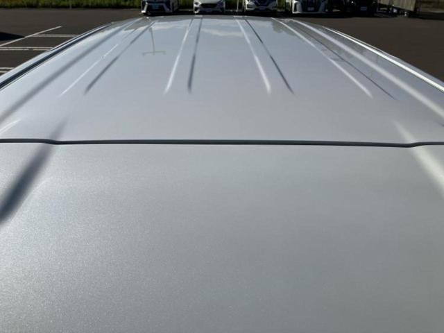 セレナ ｅパワーハイウェイスターＶ　新品タイヤ／保証書／純正　９インチ　メモリーナビ／インテリジェントルームミラー／エマージェンシーブレーキ／両側電動スライドドア／アラウンドビューモニター／車線逸脱防止支援システム／プロパイロット（60枚目）