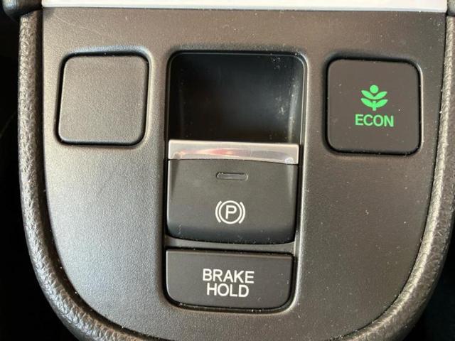 ＷＥＣＡＲＳでは各商談席に大型モニターをご用意しております！見やすい大画面でゆったりと全国の在庫をご覧いただけます！是非ご来店お待ちしております！