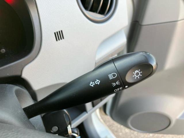 ワゴンR FX 横滑り防止装置/禁煙車/エアバッグ 運転席/エアバッグ 助手席/アルミホイール 社外 13インチ/パワーウインドウ/パワーステアリング/ワンオーナー/マニュアルエアコン/取扱説明書/ユーザー買取車(12枚目)