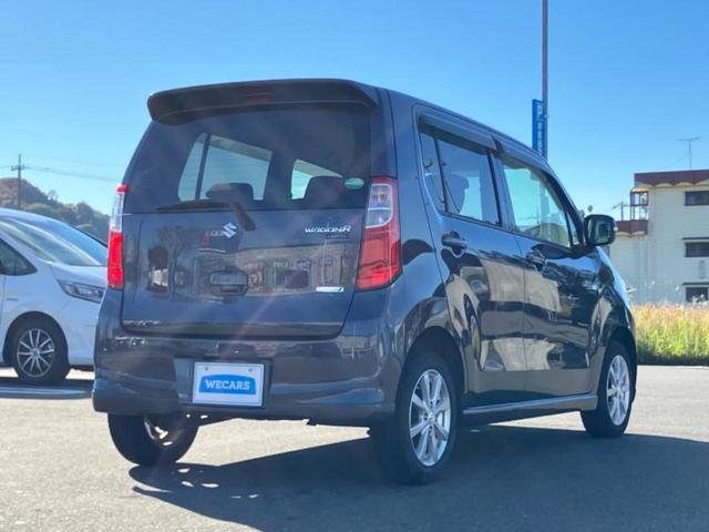 ワゴンＲ ＦＸリミテッド　新品タイヤ／ＥＢＤ付ＡＢＳ／アイドリングストップ／禁煙車／エアバッグ　運転席／エアバッグ　助手席／アルミホイール　純正　１４インチ／パワーウインドウ／エンジンスタートボタン／キーレススタート（3枚目）