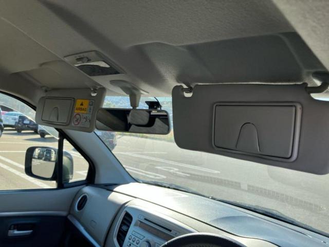 ワゴンＲ ＦＸリミテッド　新品タイヤ／ＥＢＤ付ＡＢＳ／アイドリングストップ／禁煙車／エアバッグ　運転席／エアバッグ　助手席／アルミホイール　純正　１４インチ／パワーウインドウ／エンジンスタートボタン／キーレススタート（34枚目）