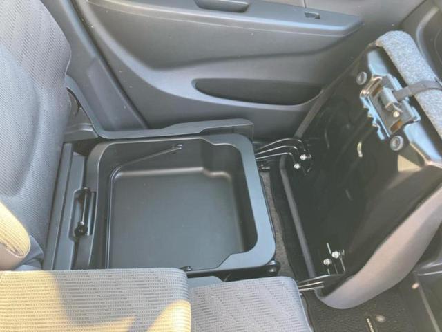 ワゴンＲ ＦＸリミテッド　新品タイヤ／ＥＢＤ付ＡＢＳ／アイドリングストップ／禁煙車／エアバッグ　運転席／エアバッグ　助手席／アルミホイール　純正　１４インチ／パワーウインドウ／エンジンスタートボタン／キーレススタート（35枚目）