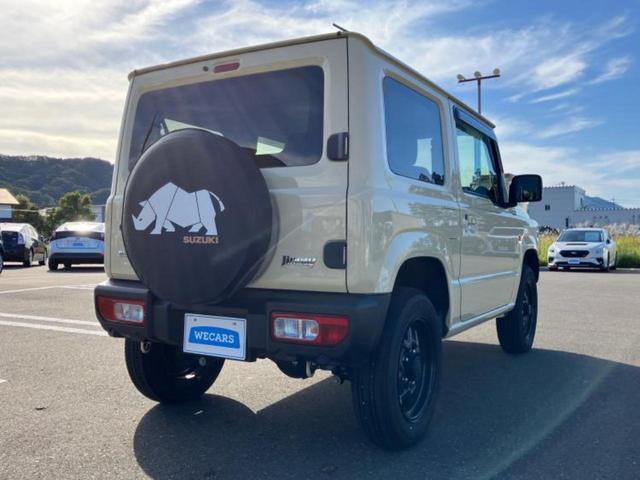 ジムニー ４ＷＤ　ＸＬ　保証書／セーフティサポート（スズキ）／シートヒーター　前席／車線逸脱防止支援システム／ＥＢＤ付ＡＢＳ／横滑り防止装置／アイドリングストップ／ターボ／衝突安全ボディ／アルミホイール　純正　１６インチ（3枚目）