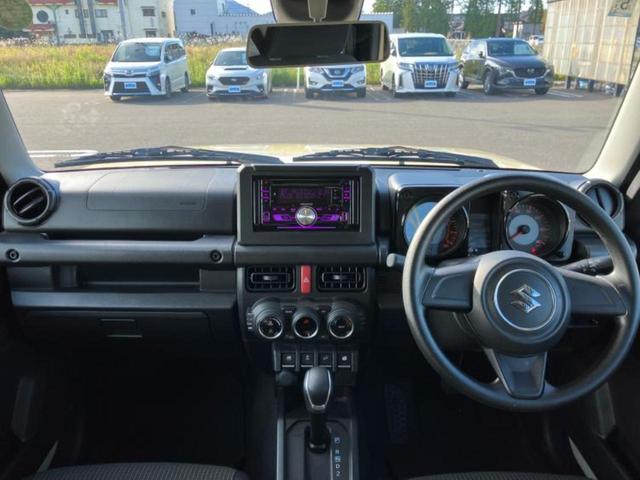 ジムニー ４ＷＤ　ＸＬ　保証書／セーフティサポート（スズキ）／シートヒーター　前席／車線逸脱防止支援システム／ＥＢＤ付ＡＢＳ／横滑り防止装置／アイドリングストップ／ターボ／衝突安全ボディ／アルミホイール　純正　１６インチ（9枚目）