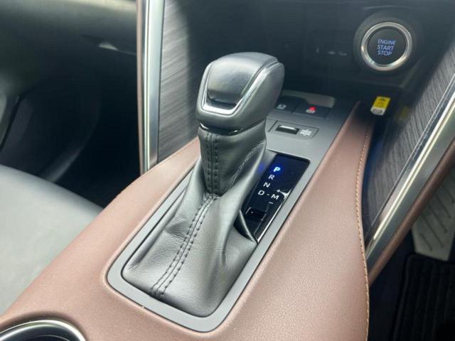 ハリアー Ｚ　ＪＢＬ／保証書／純正　ＳＤナビ／デジタルインナーミラー／トヨタセーフティセンス／シートヒーター　前席／パノラミックビューモニター／車線逸脱防止支援システム／シート　ハーフレザー　衝突被害軽減システム（15枚目）