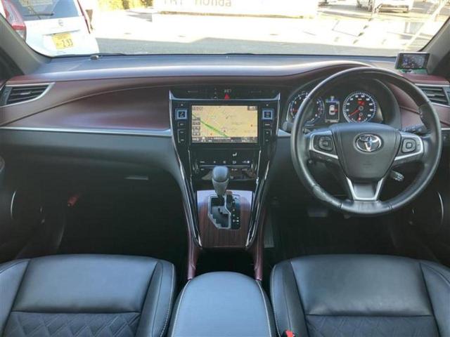 ハリアー 4WDプレミアム サンルーフ/純正エアロ/社外 9インチ SDナビ/シート ハーフレザー/電動バックドア/ヘッドランプ LED/ETC/EBD付ABS/横滑り防止装置/アイドリングストップ/クルーズコントロール 4WD(9枚目)