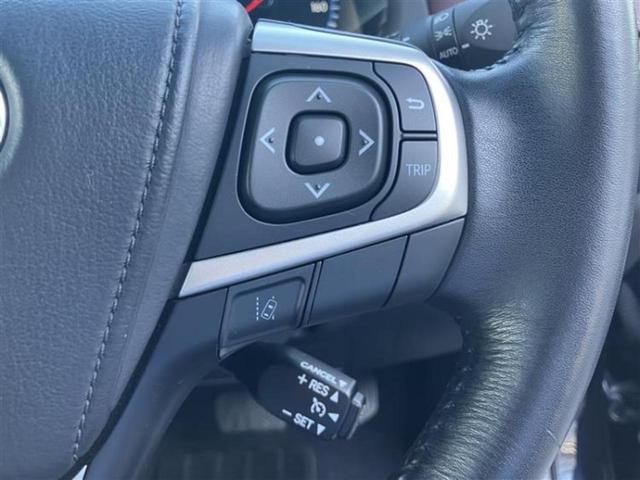 ハリアー 4WDプレミアム サンルーフ/純正エアロ/社外 9インチ SDナビ/シート ハーフレザー/電動バックドア/ヘッドランプ LED/ETC/EBD付ABS/横滑り防止装置/アイドリングストップ/クルーズコントロール 4WD(16枚目)