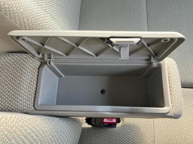 タント LスマートセレクションSA 新品タイヤ/社外 SDナビ/スマートアシスト(トヨタ・ダイハツ)/ETC/横滑り防止装置/ワンセグTV/パワーウインドウ/キーレスエントリー/パワーステアリング/マニュアルエアコン/パワードアロック(32枚目)