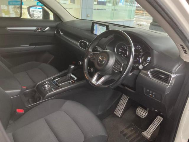 ＣＸ－５ ４ＷＤ　ＸＤプロアクティブ　新品タイヤ／純正　ＳＤナビ／アイアクティブセンス（マツダ）／車線逸脱防止支援システム／ヘッドランプ　ＬＥＤ／ＥＴＣ／ＥＢＤ付ＡＢＳ／横滑り防止装置／アイドリングストップ／バックモニター　バックカメラ（5枚目）