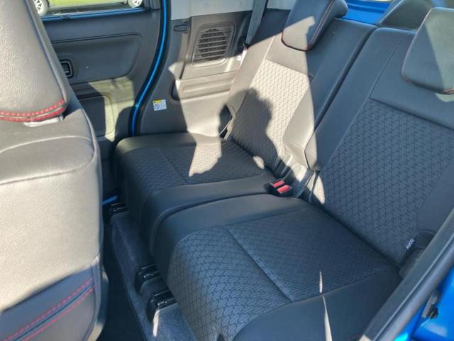 スペーシアカスタム ハイブリッドＸＳターボ　新品タイヤ／社外　ＳＤナビ／セーフティサポート（スズキ）／両側電動スライドドア／シートヒーター／全方位モニター／車線逸脱防止支援システム／シート　ハーフレザー／ヘッドランプ　ＬＥＤ　ターボ　ＥＴＣ（7枚目）