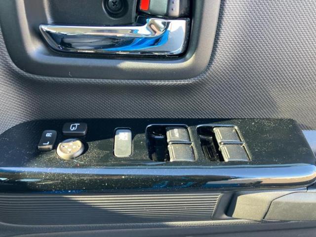 スペーシアカスタム ハイブリッドＸＳターボ　新品タイヤ／社外　ＳＤナビ／セーフティサポート（スズキ）／両側電動スライドドア／シートヒーター／全方位モニター／車線逸脱防止支援システム／シート　ハーフレザー／ヘッドランプ　ＬＥＤ　ターボ　ＥＴＣ（30枚目）