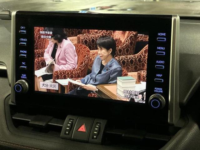 RAV4 4WDアドベンチャーオフロードパッケージ 新品タイヤ/保証書/ディスプレイオーディオ+ナビ9インチ/デジタルインナーミラー/トヨタセーフティセンス/エアーシート 前席/車線逸脱防止支援システム/シート 合皮/電動バックドア バックカメラ(13枚目)